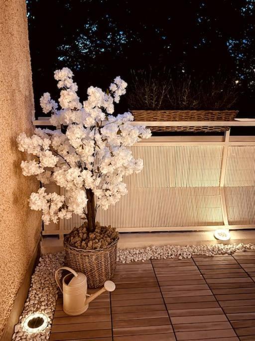Stylish Studio Apartment With Beautiful Balcony Ingolstadt Esterno foto